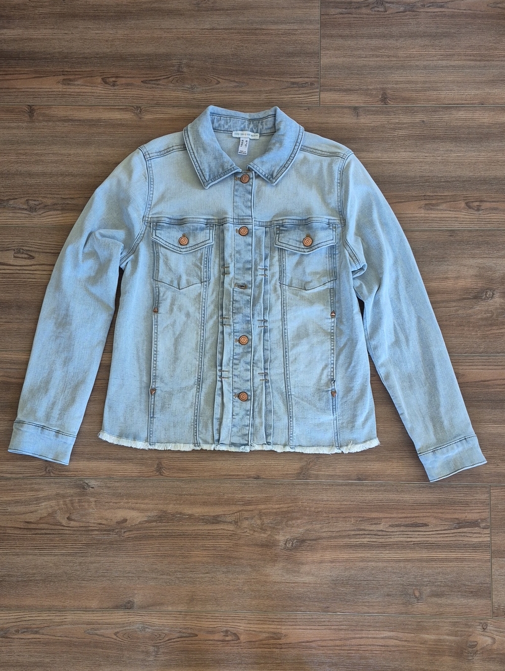 Light Wash Denim Jean Jacket - Women's Casual Trucker